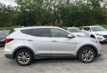 hundur masin: Hyundai Santa Fe – gümüşü rəngdə, geniş və rahat SUV. Əsas — 8