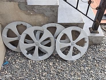 disk kalpaklar: İşlənmiş Kolpak Toyota R 15 — 2