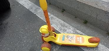 Skuter, təzə kimidir, supertoysdan 50 man alınıb, uşaq sürmür, cəmi 30