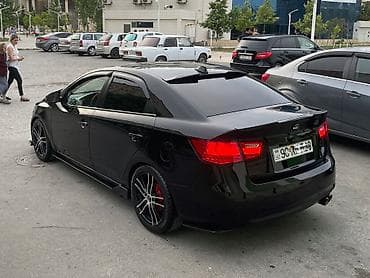 kia sport: Kia Cerato: 1.6 l | 2012 il Sedan — 6