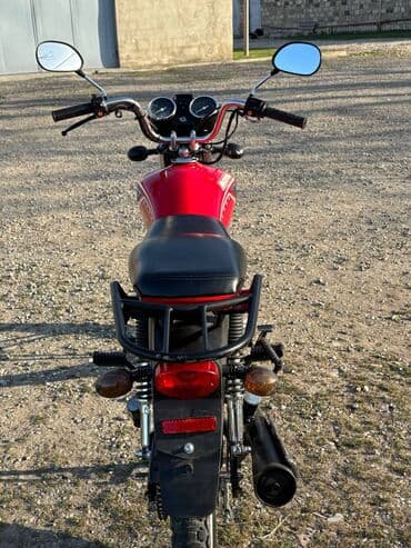 купить чехлы на авто: Moped/motosiklet – PAPİK 49, qırmızı rəngdə. Texniki və dizayn — 3