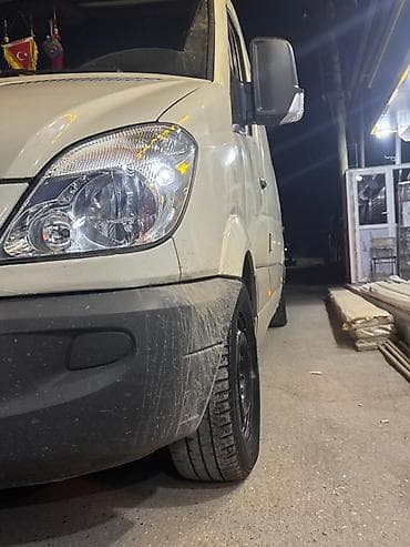 mercedes pribor: Mercedes‑Benz Sprinter 313 CDI uzun baza, yüksək tavanlı yük — 10