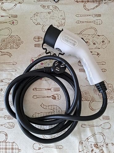 Аксессуары и тюнинг: Premium Şarj Cihazıdır. Stokda, Çoxlu Saydadır. Elektrikli Avtomobil — 1