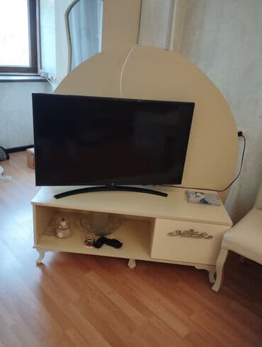 komputer altlığı: TV altlığı — 2