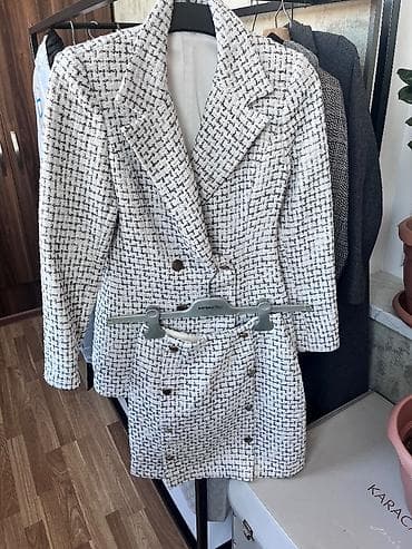 Qadınlar üçün dəst – tweed parça blazer və ətək - Rəng: ağ fon