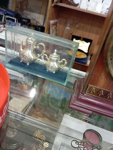 antikvar: Antikvari əşyalar Vintage kolleksiya əşyaları dəsti - Təbiət — 8