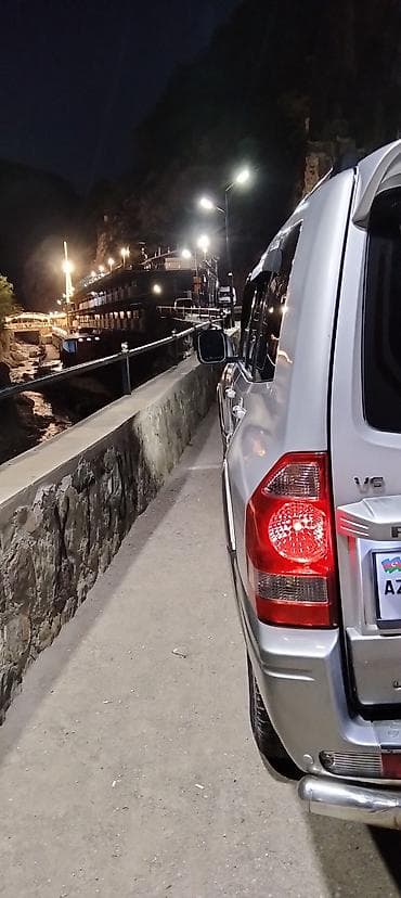 aftamabiler: Mitsubishi Pajero: 3.5 l | 2003 il 179000 km Ofrouder/SUV — 7