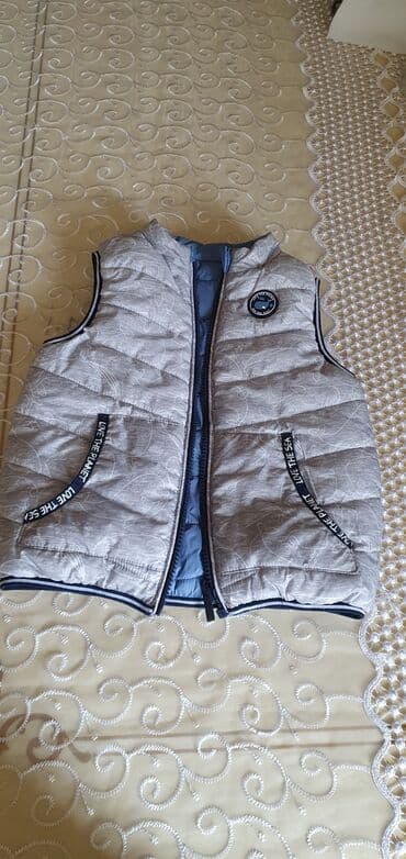 uşaq gödəkçəsi: Uwaq godekcesi. Almaniyadan getirilib. 2-3yawa. unisex. her 2 — 1