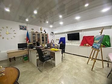 Təcili satılır!!! Şəhərin mərkəzində 8 Noyabr metrosuna piyada 6-7 — 2