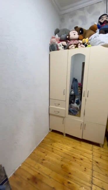 30 mine evler: 3 otaqlı, 70 kv. m, Orta təmir — 17