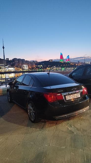 mersedes e klass: Chevrolet Cruze: 1.4 l | 2014 il 190000 km Sedan — 6