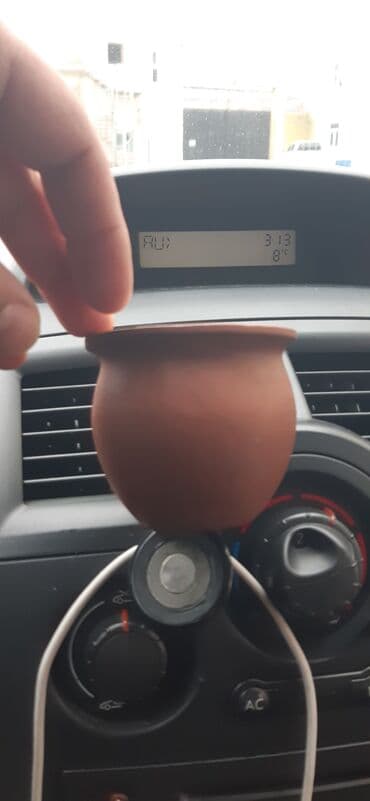 ət balta: Kiçik ölçülü gil küp - Material: təbii qırmızı gil, sobalanmış - — 4