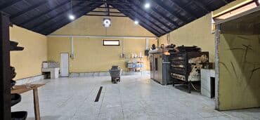 əmlak: Su, qaz, isiq (3 faza, o faza), kanalzasiya sistemi, səhrlər arasi — 8