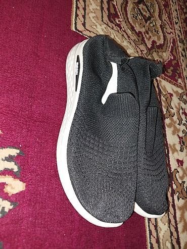 Ayaqqablar ramer ve qiymetletleri ferqli.maraqlanan yazib soruwa — 6