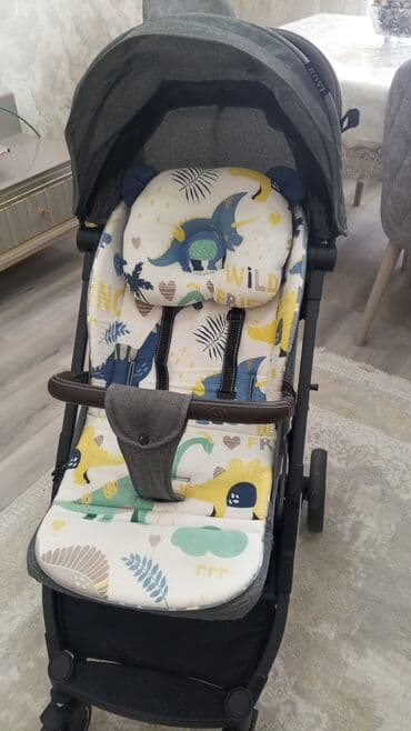 xarı bülbül nişanı: Klassik gəzinti arabası — 1