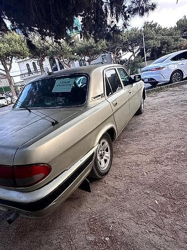 qaz 63: QAZ 3111 Volga: 2.4 l | 2005 il 377244 km Sedan — 4