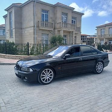 bmw m3 qazan: Salam Disklər Satılır Vəya Barter Edilir R18 Arxa disklərdə Cat olub — 1