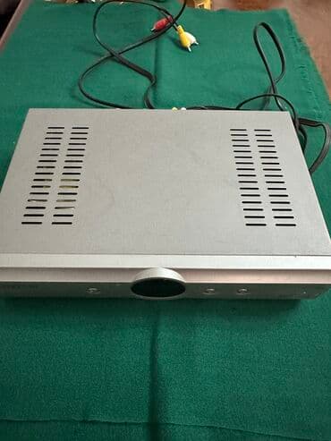 ssd caddy: 70 azn
Tech- com SSD 3500FM
Maqnitofon kaset — 3