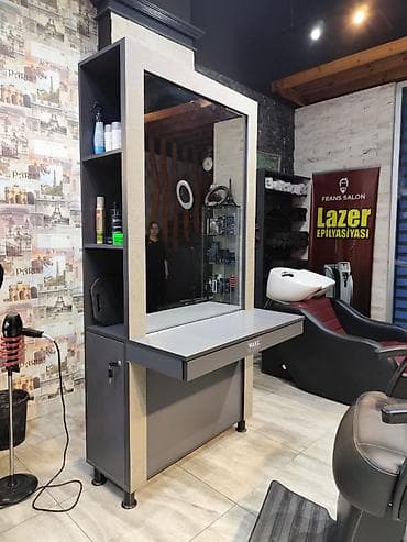 diki: İşlənmiş, Saş kəsimi üçün masa, Güzgülü — 1