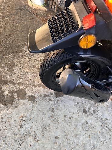 opel polka: - Ön disk və arxa baraban tipli əy - İki ədəd arxa amortizator - Ön — 5