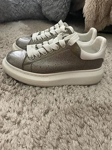 Alexander McQueen platform krossovkaları Alexander McQueen