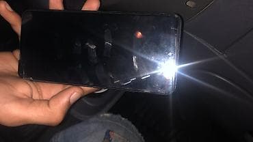 ucuz soyducular: Üzdüyü de çat ekranında heçnə yoxdu. Smartfon – qara rəng, zərif — 2