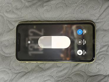 ipad mini 4: IPhone 11, 64 GB, Sarı, Simsiz şarj, Face ID — 4