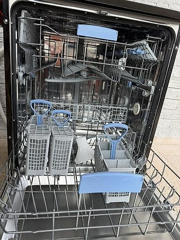 qabyuyan satilir: Qabyuyan maşın Regal, Tam qabaritli (60 sm.), Ayrıca dayanan, Yeni — 2