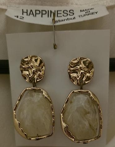 Çantalar: Sirga hediyye🌹ipek koynek.yenidir.sirga az istifade edilib ela — 2