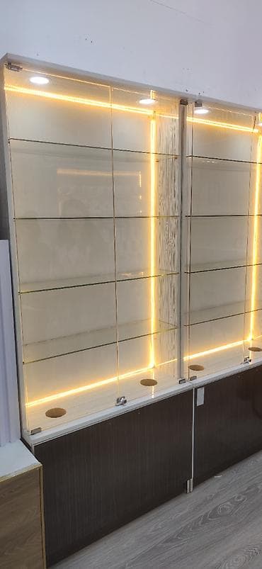 t 28 matoru: Vitrin teleon,parfumeriya satisi ucun.2m-80sm.2eded.2si — 2