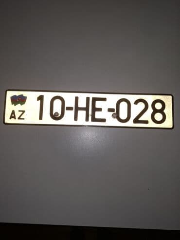 Emblemlər və nişanlar: Məhsul: Azərbaycan avtomobil nömrə nişanı - Nişan: 10-HE-028 - — 1