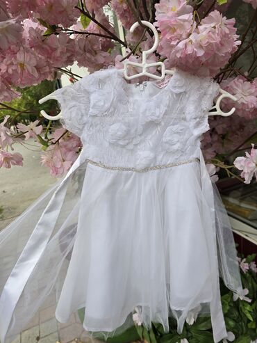 ad gunu donlari: Uşaq donları – zərif bayram və məclislər üçün 1) Qırmızı tüll don - — 3