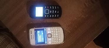 Nokia E6, rəng - Qara, Düyməli