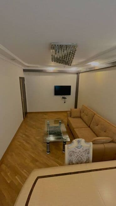 gencede 3 otaqli evlerin qiymeti: Bakıxanov qəs., 3 otaqlı, Yeni tikili, m. Qara Qarayev, 115 kv. m — 2