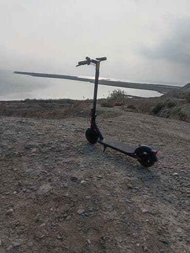 İşlənmiş Elektrik samokat 8", 251 - 350 Vt, 16 - 25 km/s, Pulsuz çatdırılma