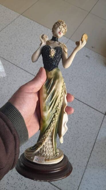 heykelcikler: Armani fiqur — 1