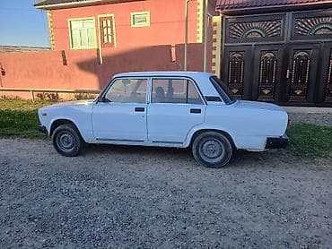mersedes kardan: VAZ 2107 “Jiquli” sedan - Kuzov: 4 qapılı sedan, ağ rəng - Mühərrik — 4