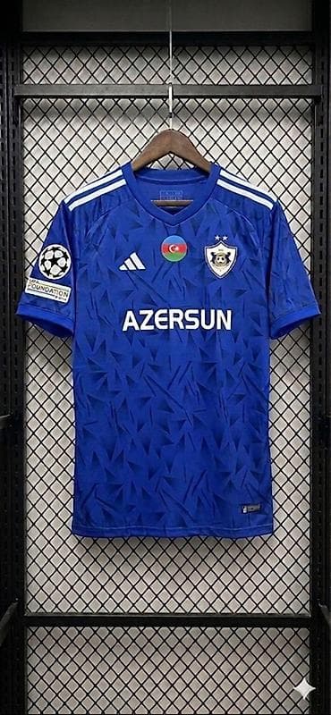 futbol forması: •Ölçüləri var❗️ •Metrolara çatdırılma ödənişsizdir❗️ •Orijinalla 1’ə — 1