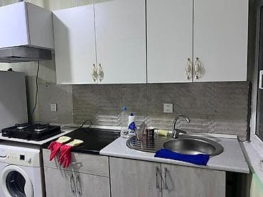 Kiraye verilir, Insaatcilar metrosuna 5-6 deq mesafede. 350 azn