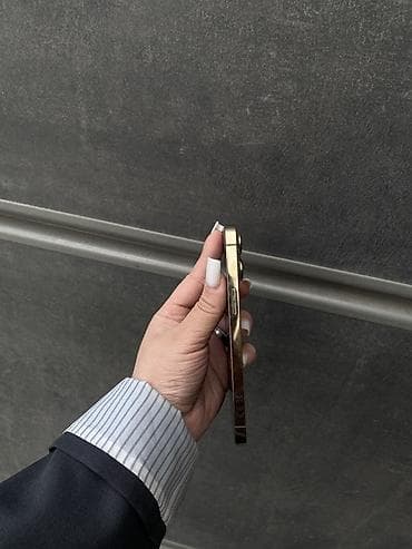 apple 13 mini qiymeti: IPhone 13 Pro, 128 GB, Qızılı — 4