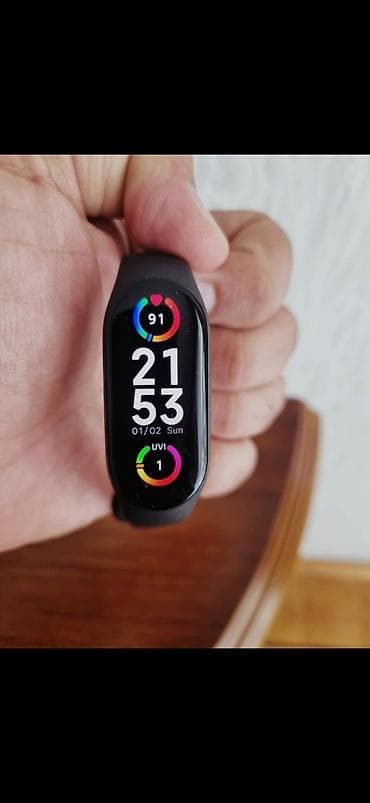 Ağıllı fitnes qolbağı (qara rəng) - Rəngli toxunma ekranı: dik, oval