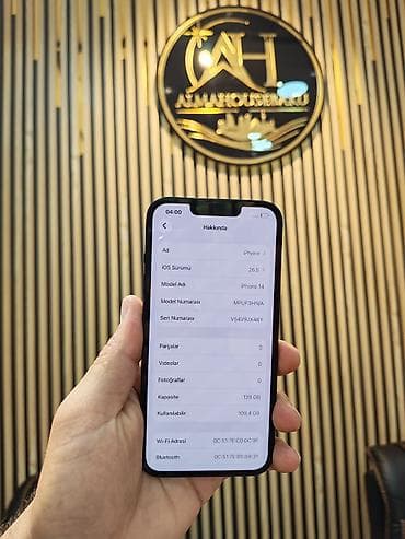 philips xenium 9@9d: IPhone 14, 128 GB, Midnight, Zəmanət, Simsiz şarj, Face ID — 2