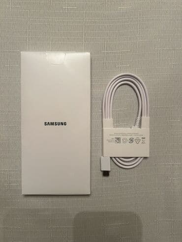 telefon və planşet ucun uzluklər: Müxtəlif model telefonlar üçün qoruyucu örtüklər dəsti — 6