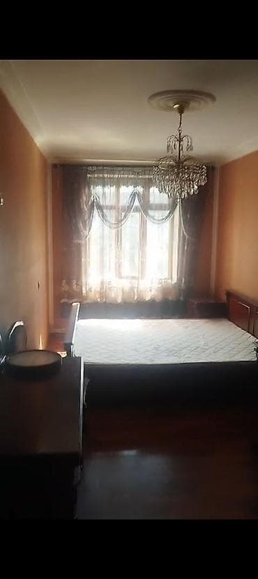 agdas rayonunda satilik ev: Ev kirayə verilir 350manst 3 otaq 1 mətbəx əşyalı 4cü mərtəbə uzun — 1