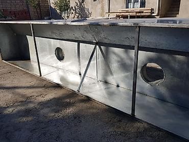 Konteynerlər: 3ay işlenib . Uzunlugu---5.25m hundürluyu---70sm.Yeniden — 4