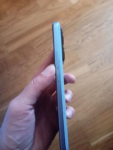 kilim mobilya: Xiaomi/Redmi seriyalı smartfon - Ekran: Tam ekran dizayn, ön — 4