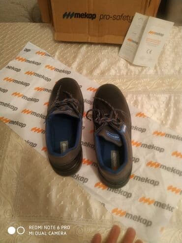 is elanlari tikinti: Türkiyədən alınıb, təmiz dəridi,brentdi, ölçüsü 41, Təzədi. Firma - — 3