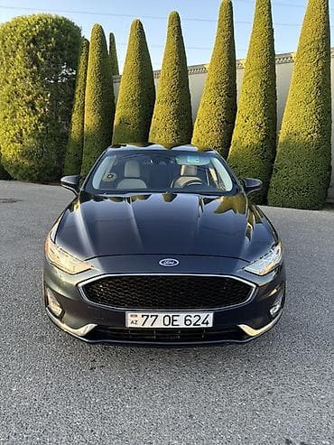 4 qapi niva: Ford Fusion sedan - Kuzov: 4 qapılı sedan, göy rəng, tündləşdirilmiş — 1