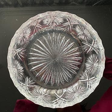 aksesuar qabi: Temiz xrustal vaza. 🌺21/9 — 3