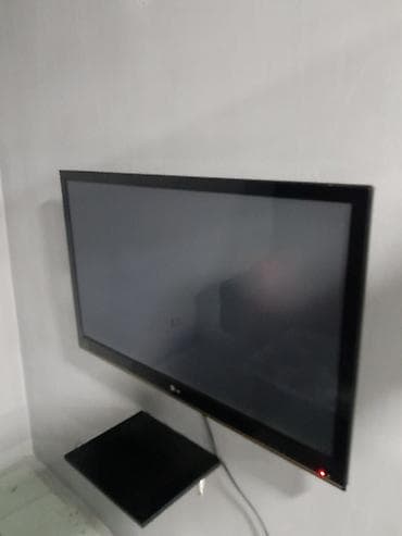 grundig 82 ekran: Televizor LG LCD 40" FHD (1920x1080) — 4